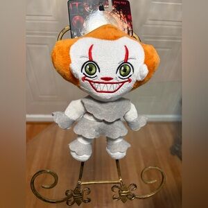 Dog Halloween Horror Movie Squeaky Toy (  IT ) PENNYWISE 9”